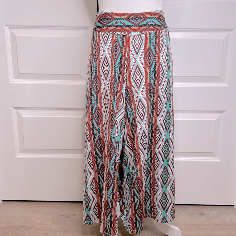 Cato Multicolor Diamond Pattern Pant with Wide Leg, Cropped, Elastic Waist, Sz L - Picture 7 of 7